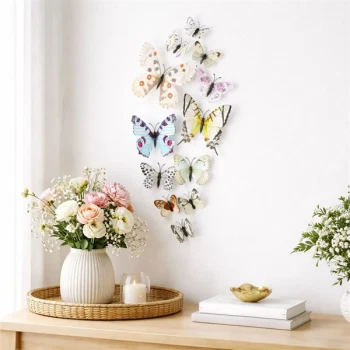 3D sommerfugle vægdekoration i boligindretning over kommode