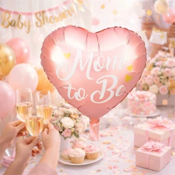 Lyserød Mom to Be folieballon til baby shower fest med dekorationer og gaver
