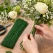 Grøn blomstertråd til blomsterbinding af buket med blomster og eucalyptus