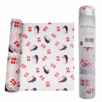 Bordløber i studentertema med danske flag og studenterhuer – rød og hvid bordløber 28 cm x 4 meter