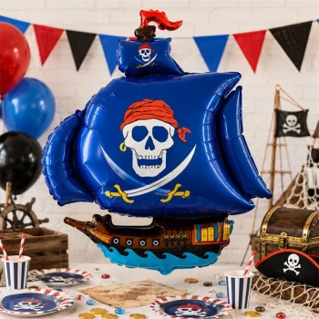 Piratskib folieballon med blåt sejl brugt som dekoration til pirat fødselsdag