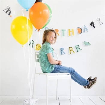 Guirlande Dinosaur Happy Birthday 1,5m fødselsdagspynt
