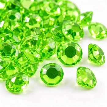 Limegrønne dekorationssten 6 mm med facetslebet diamant-look til bordpynt