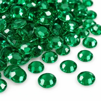 Grønne pynte diamanter 6 mm med facetslebet diamant-look