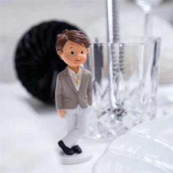 Figur Konfirmand dreng 9cm konfirmation