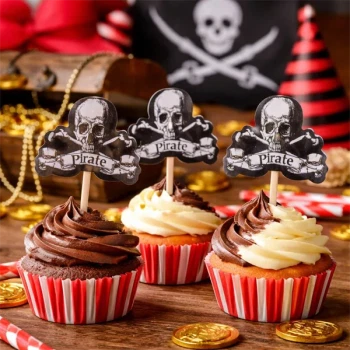Pirat cupcakes med pirat kagepynt til børnefødselsdag med pirat tema og fest dekoration