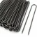 Close-up af romernåle 10 x 80 mm i metal med U-form og spidse ender