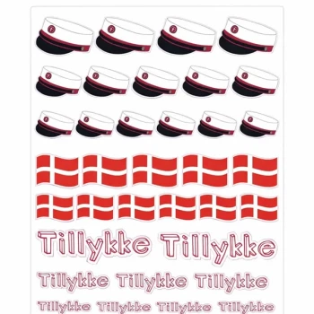 Ark med røde student klistermærker med studenterhuer, dannebrogsflag og teksten Tillykke til studenterfejring