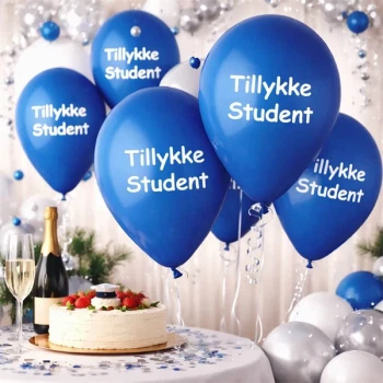 Blå balloner med teksten “Tillykke Student” til studenterfest og dimission
