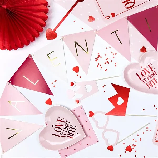 Vimpel Valentines hvid/rød/guld 2,1m valentinspynt